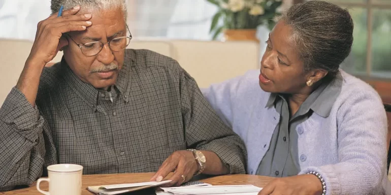 Dementia: Causes, Early Signs, and Prevention